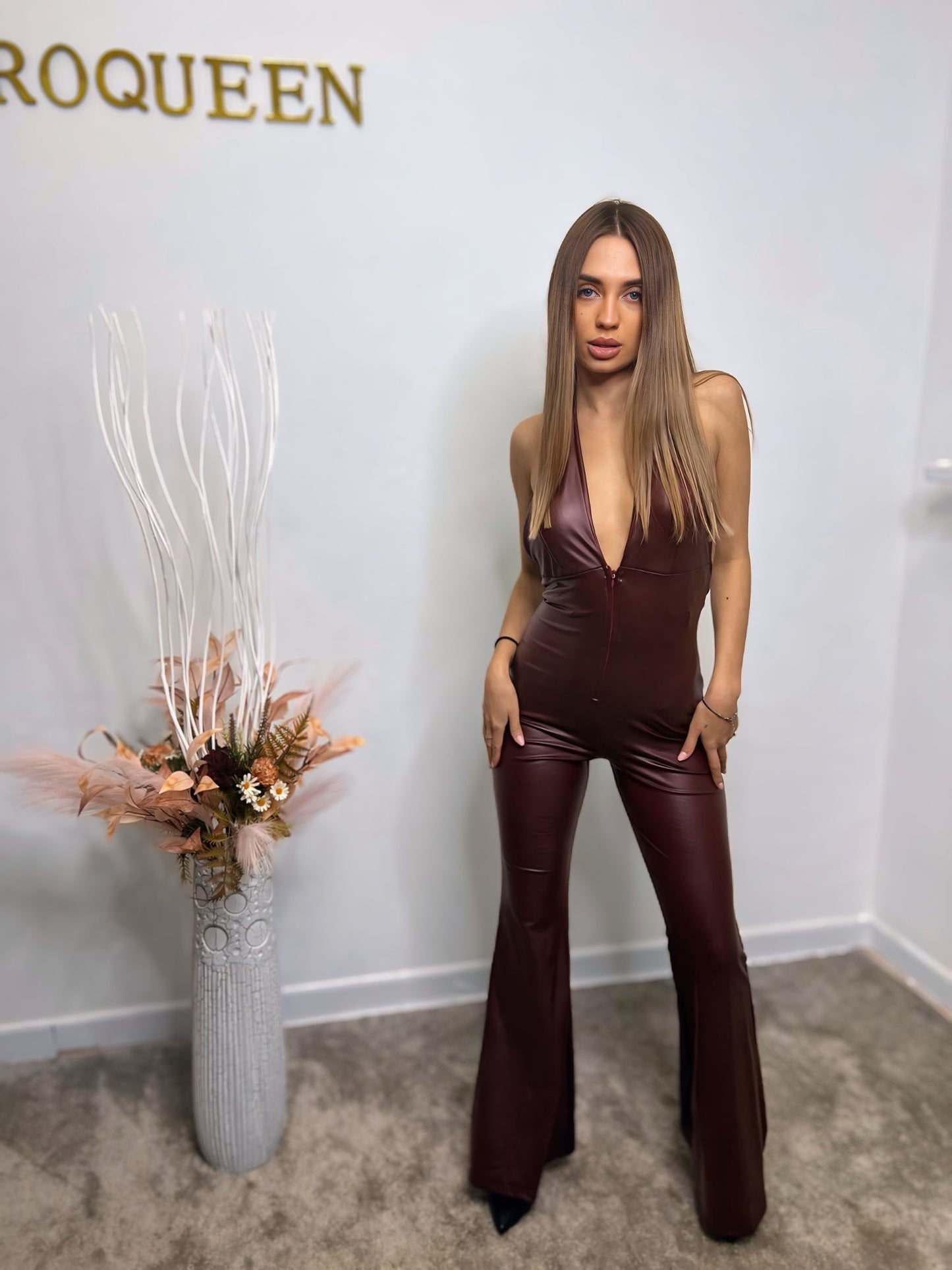 Tuta in Ecopelle Flare con Zip Frontale